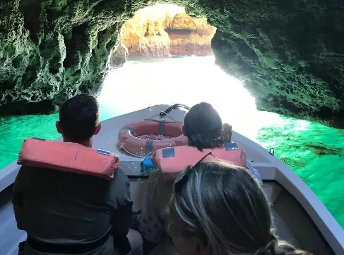 アパート Royal And