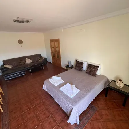 Apartman Royal And *